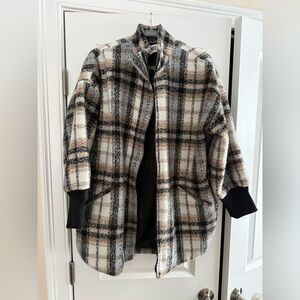 BB Dakota Plaid Teddy Jacket - Black and Tan